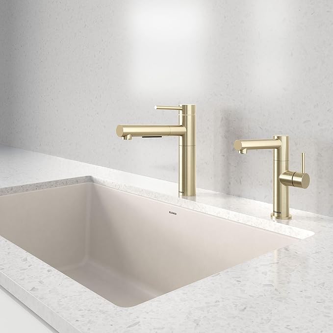Blanco 527561 Alta II Low Arc Pull-Out Kitchen Faucet - 1.5 GPM - Satin Gold
