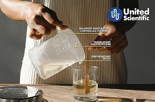 United Scientific™ Polypropylene Pitchers 81124 | Polypropylene Short Form Pitchers | 3000ml Capacity | 100ml Graduations| Beakers with handle spout | 3000ML (Pack of 6)
