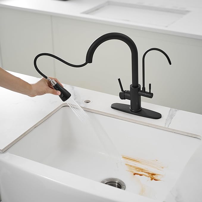 Black Kitchen Faucets with Water Filter and Pull Down Sprayer,Kitchen Sink Faucet,Two Handle Kitchen Sink Faucet with Pull Down Sprayer for 3 Function,Kitchen Faucets Without Water Filtration Device