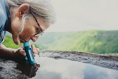 LifeStraw Peak Series – Solo Personal Water Filter for Hiking, Camping, Travel, Survival and Emergency preparedness. Removes Bacteria, parasites and microplastics, Blue Raspberry